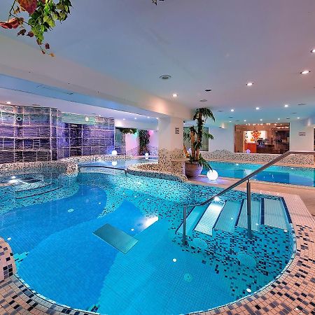 Luna Wellness Hotel Folgarida Esterno foto