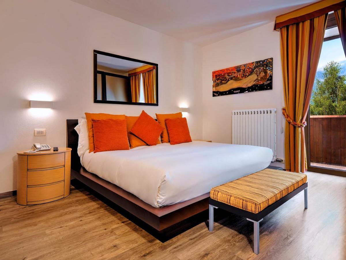 Luna Wellness Hotel Folgarida Esterno foto