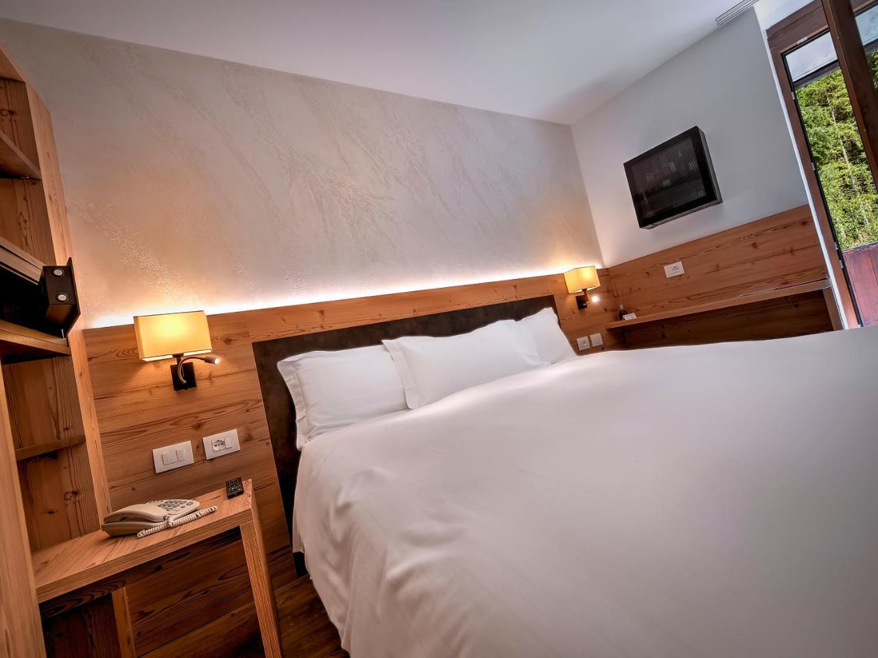 Luna Wellness Hotel Folgarida Esterno foto