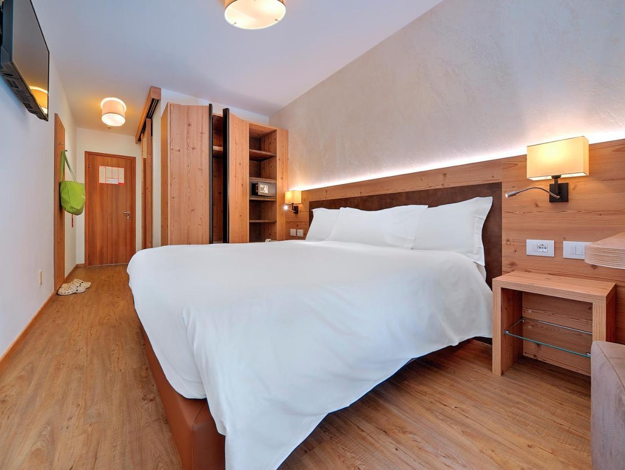 Luna Wellness Hotel Folgarida Esterno foto